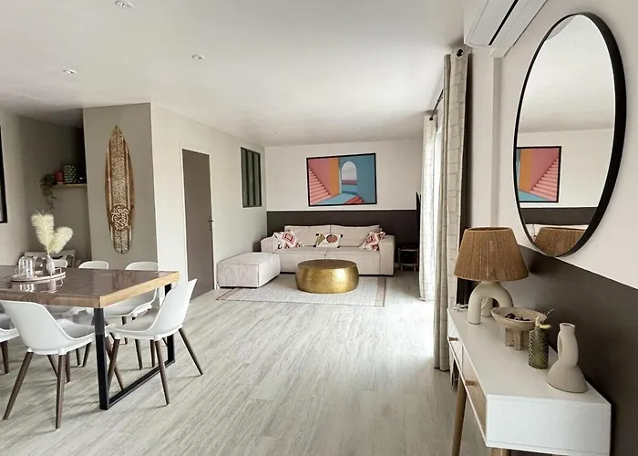 La Surfeuse, Au Coeur D'arago