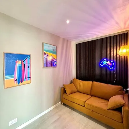 La Surfeuse, Au Coeur D'arago